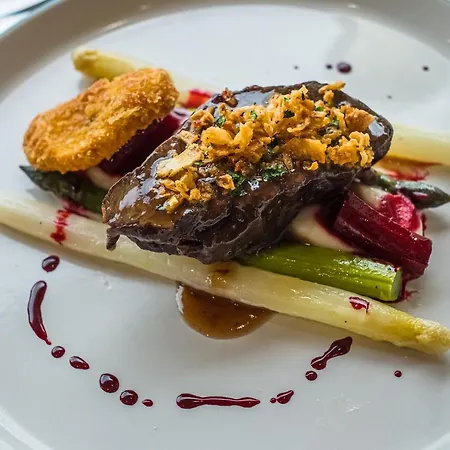 فندق مبيت وإفطار Dobosi Birtokkoezpont Szentantalfa