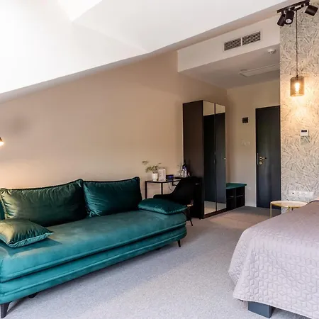 Dobosi Birtokkoezpont Bed & Breakfast Szentantalfa