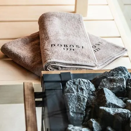 فندق مبيت وإفطار Dobosi Birtokkoezpont