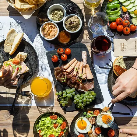 Dobosi Birtokkoezpont فندق مبيت وإفطار