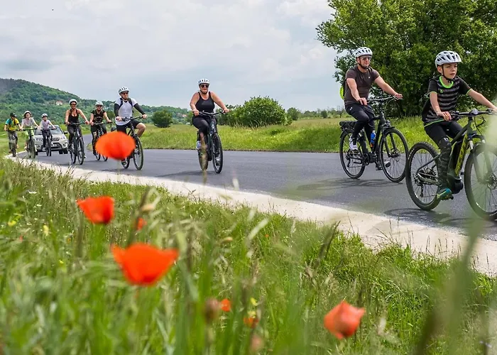 Bed & Breakfast Dobosi Birtokkoezpont Szentantalfa
