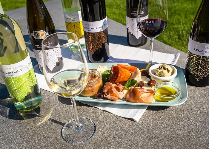 Dobosi Birtokkoezpont 4*